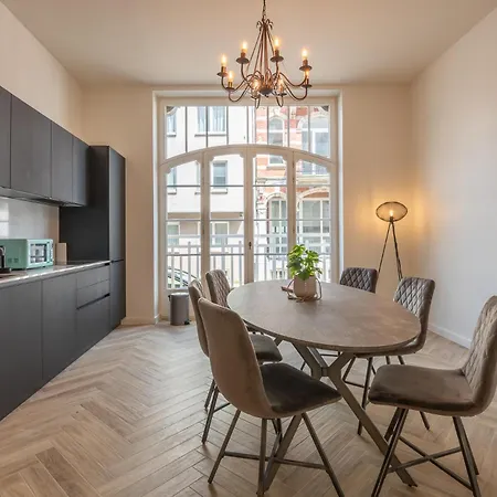 Apartment Beautiful Renovated In An Authentic Building Ostend