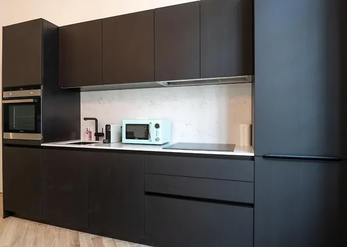 Apartment Beautiful Renovated In An Authentic Building