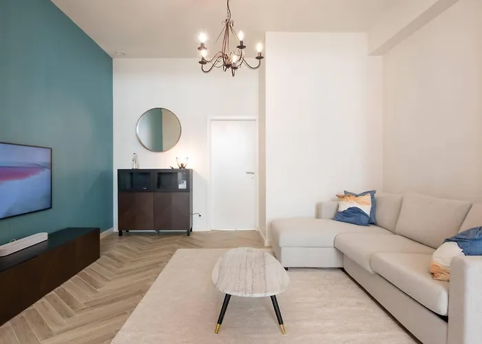 Beautiful Renovated In An Authentic Building Ostend