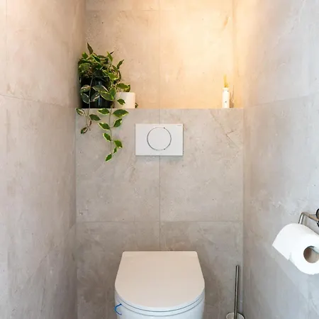 アパート Beautiful Renovated In An Authentic Building *